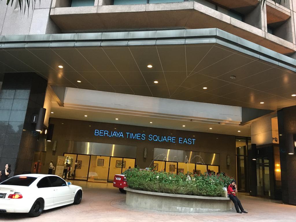 Rainbow Service Suite At Times Square กัวลาลัมเปอร์ ภายนอก รูปภาพ